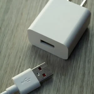 Charger Cepat 65W Satu Port