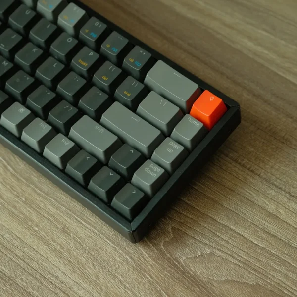 Keyboard Mekanik 68 Tuts